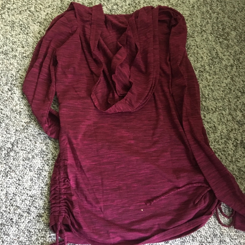 Top - Picture 2 of 2